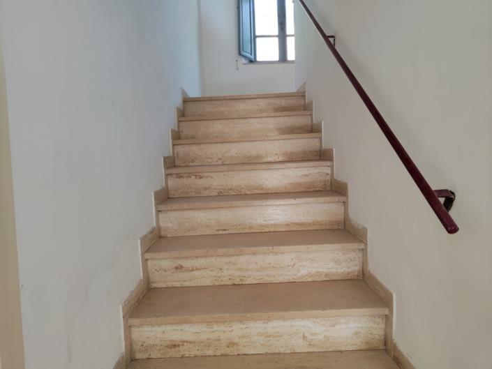 Image No.27-3 Bed Farmhouse for sale