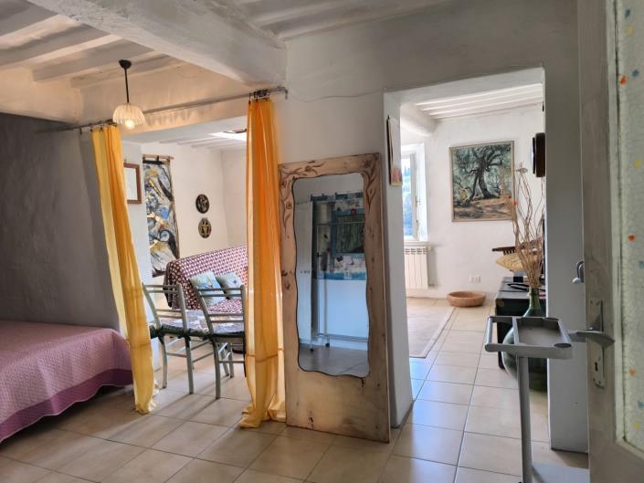 Image No.5-2 Bed Townhouse for sale