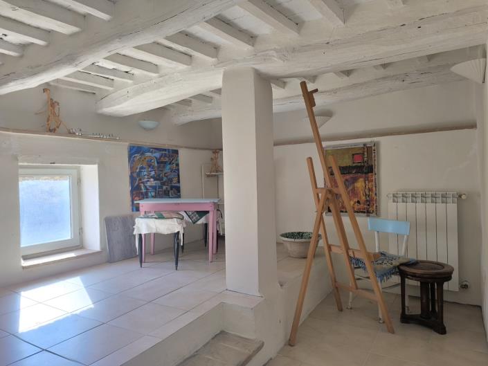 Image No.16-2 Bed Townhouse for sale