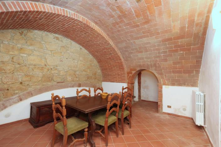 Image No.22-2 Bed Apartment for sale