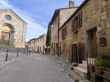 Appartament_In_Montefollonico_For_Sale--1-