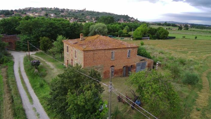 Image No.28-6 Bed Farmhouse for sale