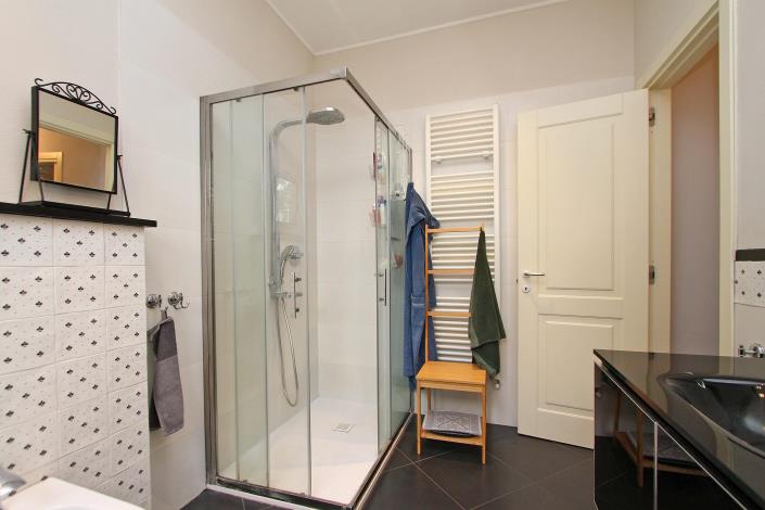 Image No.21-3 Bed House for sale