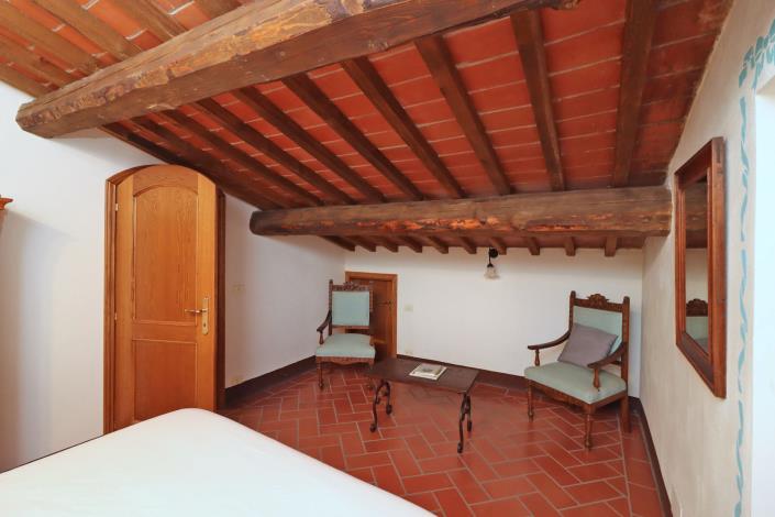 Image No.26-3 Bed Townhouse for sale