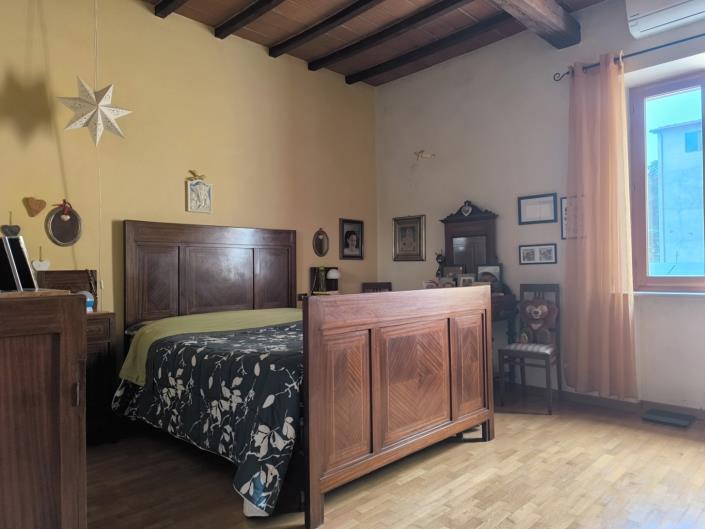 Image No.11-3 Bed Apartment for sale