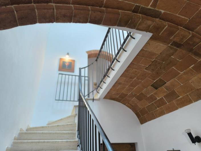 Image No.21-3 Bed Apartment for sale