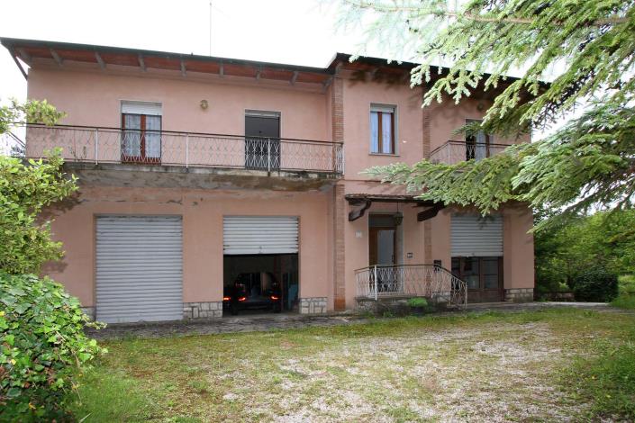 Image No.26-4 Bed Country House for sale