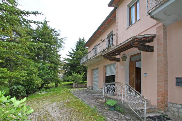 Image No.27-4 Bed Country House for sale