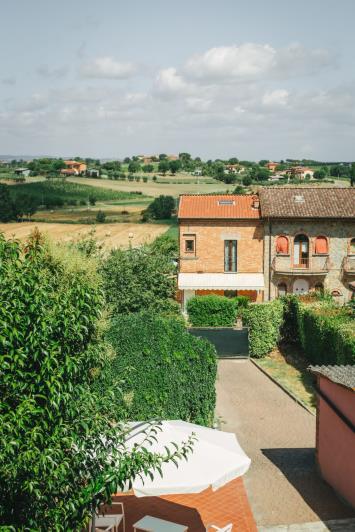 Image No.21-3 Bed Townhouse for sale