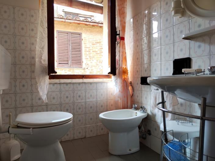 Image No.11-3 Bed Apartment for sale