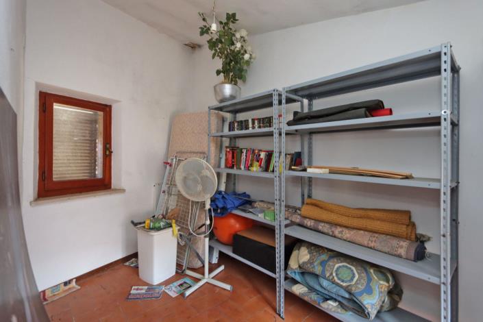 Image No.20-3 Bed Apartment for sale