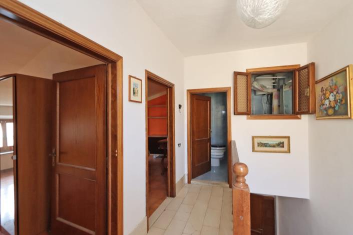 Image No.25-3 Bed Apartment for sale