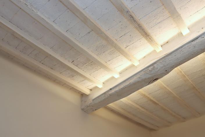 Image No.20-2 Bed Townhouse for sale