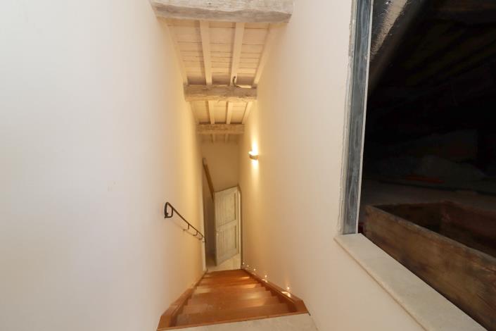 Image No.32-2 Bed Townhouse for sale