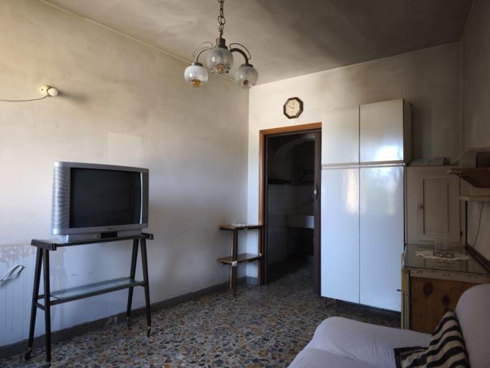 Image No.15-3 Bed Apartment for sale