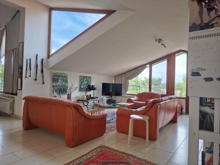 Image No.23-2 Bed Apartment for sale