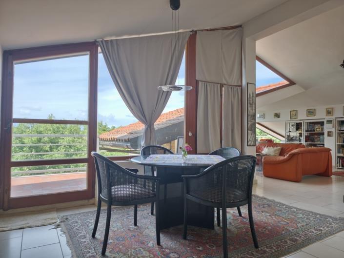 Image No.26-2 Bed Apartment for sale