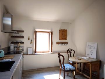 Montefollonico_2bedrooms_restored_apartment_for_sale--9---FILEminimizer-