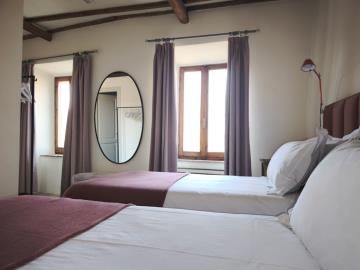 Montefollonico_2bedrooms_restored_apartment_for_sale--11---FILEminimizer-