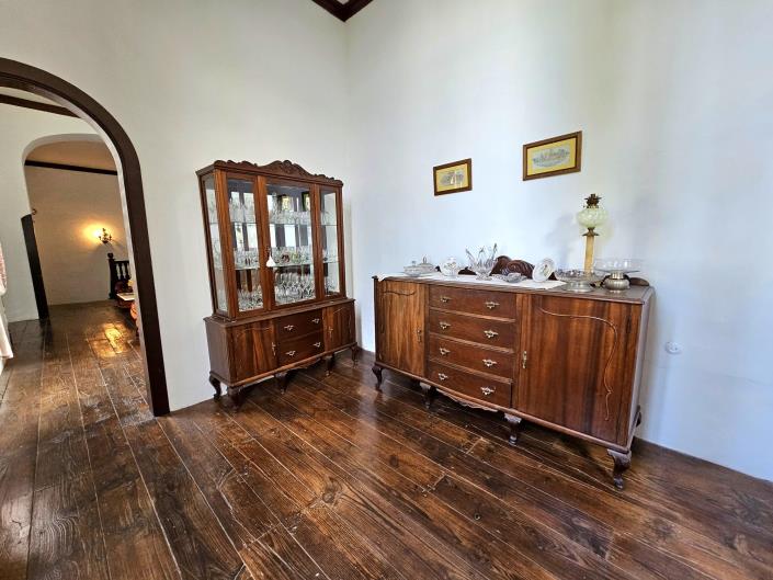 Image No.24-15 Bed Mansion for sale