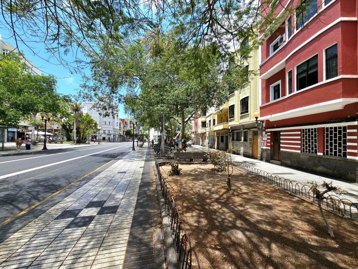 Image No.2-5 Bed Apartment for sale