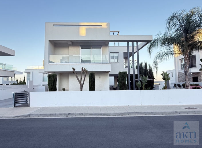 Image No.20-3 Bed Villa for sale