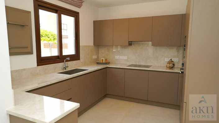 Image No.8-5 Bed Villa for sale