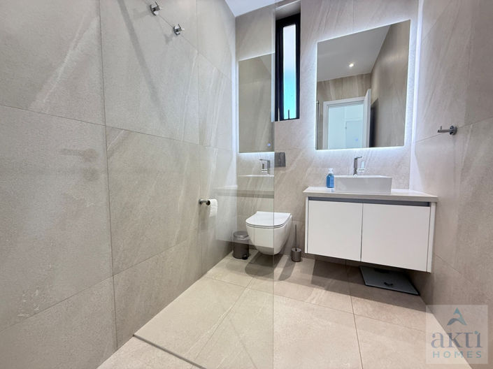 Image No.25-3 Bed Villa for sale