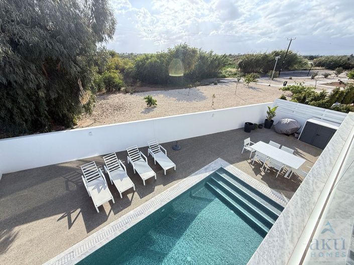 Image No.29-3 Bed Villa for sale