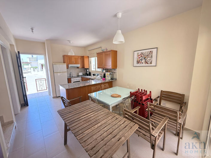 Image No.11-2 Bed Villa for sale