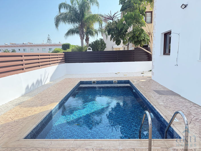 Image No.18-3 Bed Villa for sale