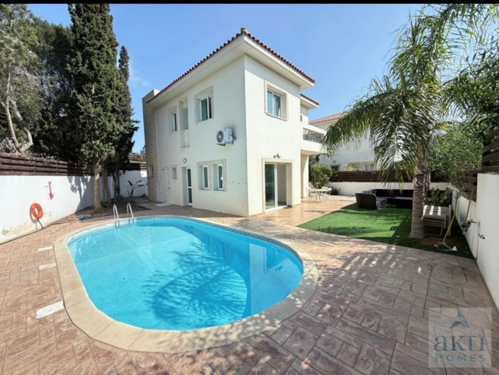 Image No.24-3 Bed Villa for sale