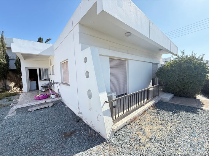 Image No.20-3 Bed Villa for sale