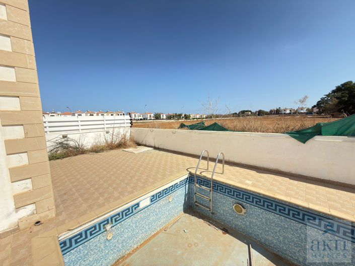 Image No.18-3 Bed Villa for sale