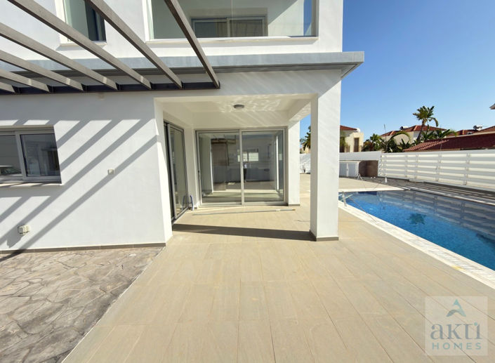 Image No.23-4 Bed Villa for sale