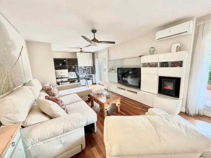 Image No.20-3 Bed Penthouse for sale