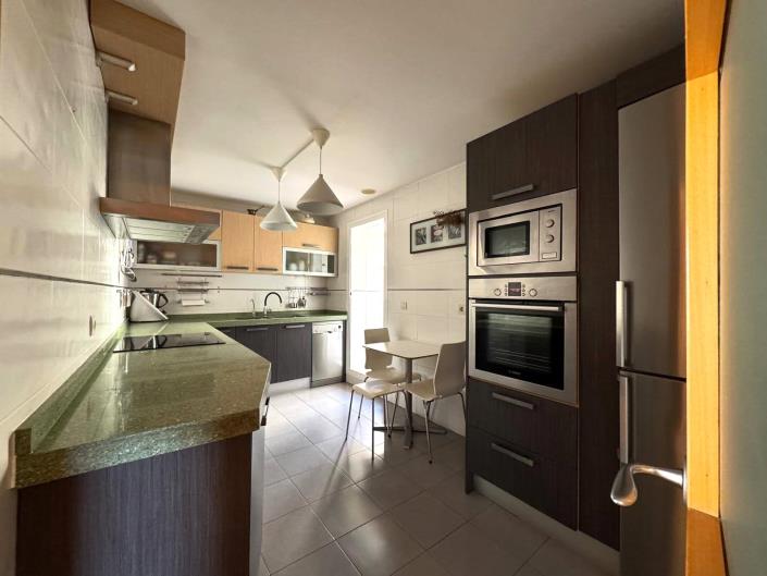 Image No.10-4 Bed Penthouse for sale