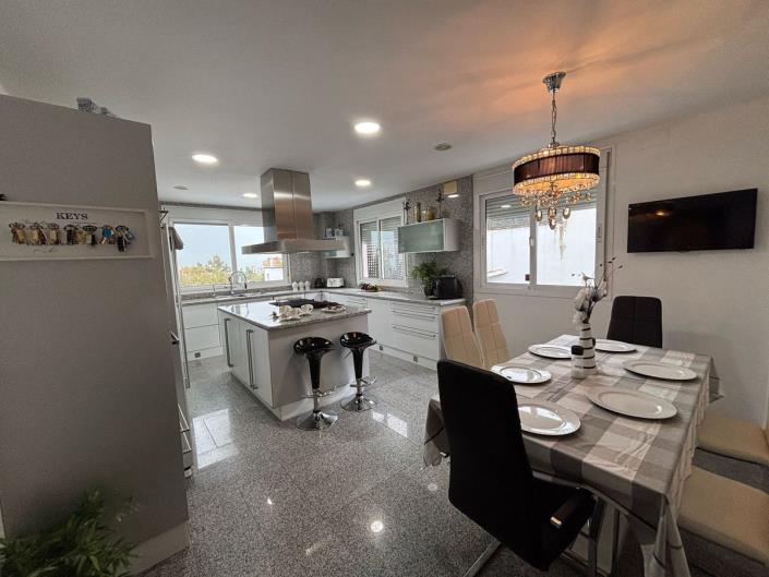 Image No.11-5 Bed House/Villa for sale