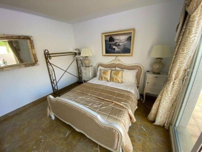 Image No.15-5 Bed House/Villa for sale