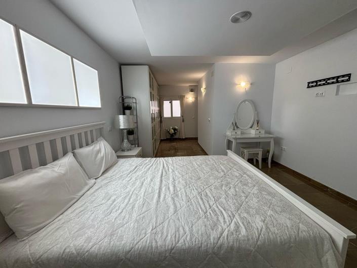 Image No.19-5 Bed House/Villa for sale