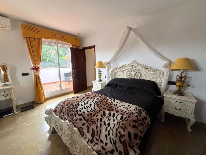 Image No.27-5 Bed House/Villa for sale