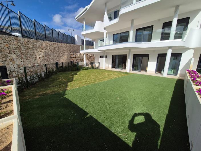 Image No.22-2 Bed Apartment for sale