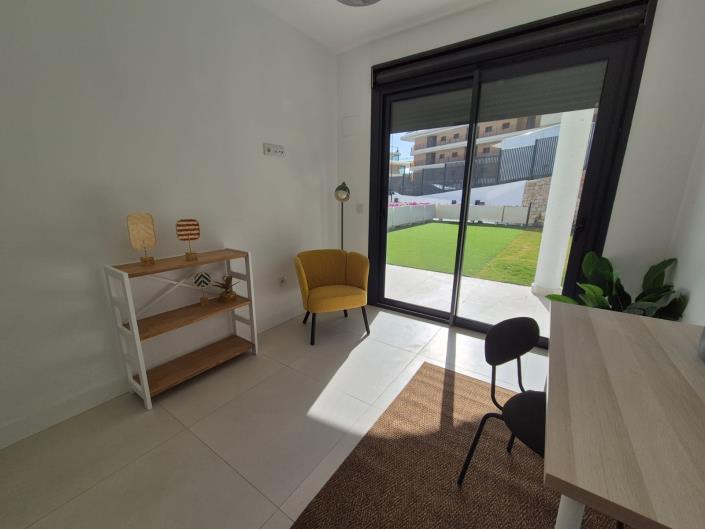 Image No.29-2 Bed Apartment for sale