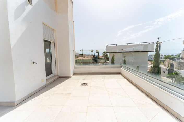 Image No.19-2 Bed Villa for sale