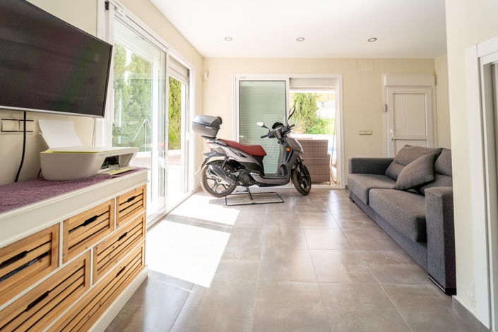 Image No.37-2 Bed Villa for sale