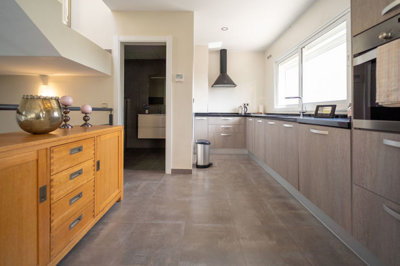 7-aa4cc561180b369757c0bb4af9886cd3