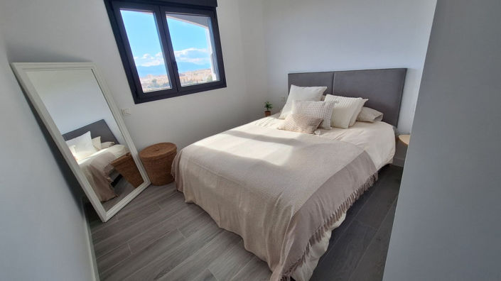 Image No.13-2 Bed Apartment for sale