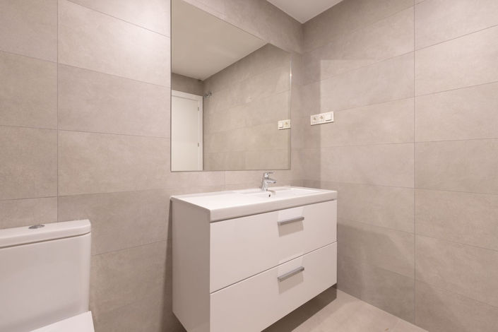 Image No.16-2 Bed Apartment for sale