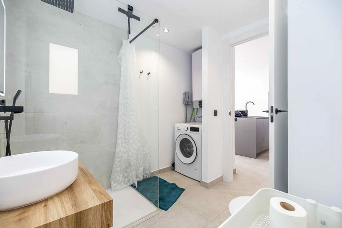 Image No.21-2 Bed Apartment for sale