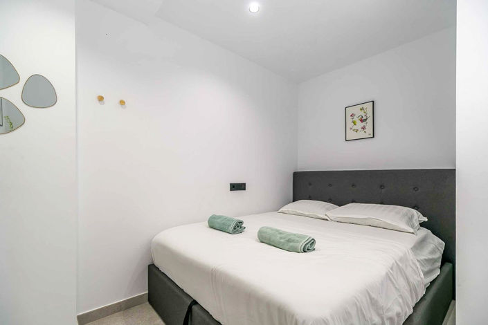 Image No.24-2 Bed Apartment for sale